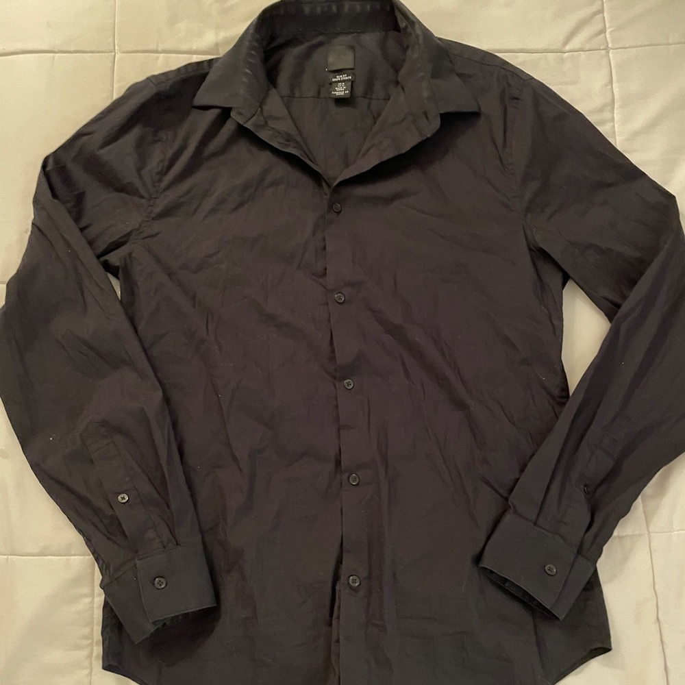 H&M black button-up dress shirt